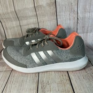 Adidas athletic running gym shoes 10 supercloud sneakers run